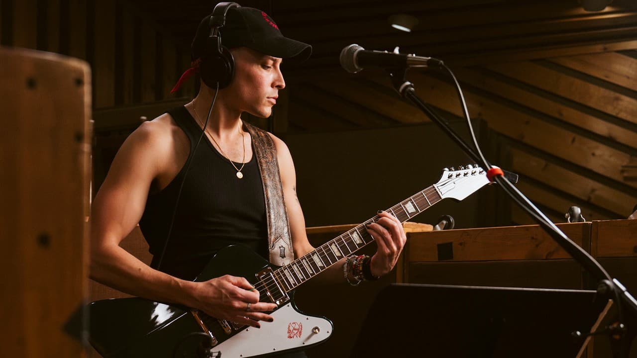In The Recording Studio with The Lost Boys: "Secret Comes Out"